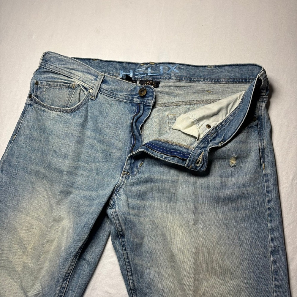 Helix Jeans Mens 38x32 Light Wash Loose Straight Distressed Blue Denim Good Fade